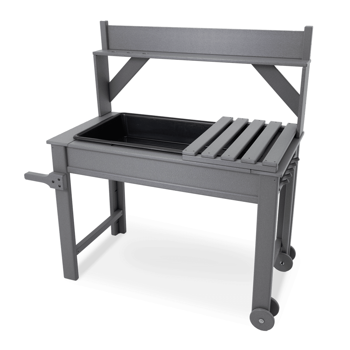 photo of a wheelchair accessible potting table