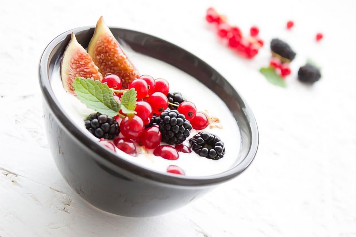 bowl of yogurt with fruit